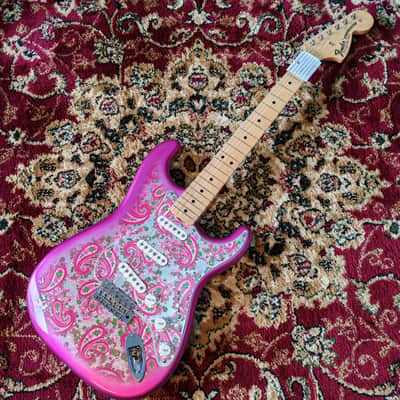 *NEW IN BOX* 2025 Fender Japan Limited Edition Stratocaster Pink Paisley - MIJ JD25 image 4