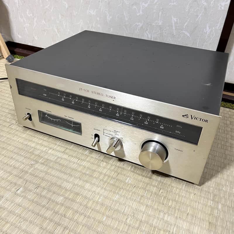 Vintage Victor JT-V31 AM/FM Stereo Tuner image 1