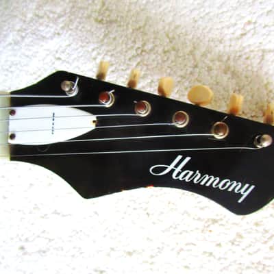 Harmony H-15 Bobcat Guitar, 1960's, Sunburst, 2 Dearmond Pickups, Case image 2