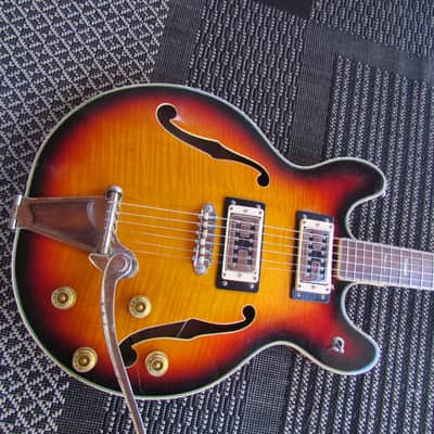 Univox Coily Made In Japan Flamey Body Changed Pickups Original Tremolo Read Entire Description image 3