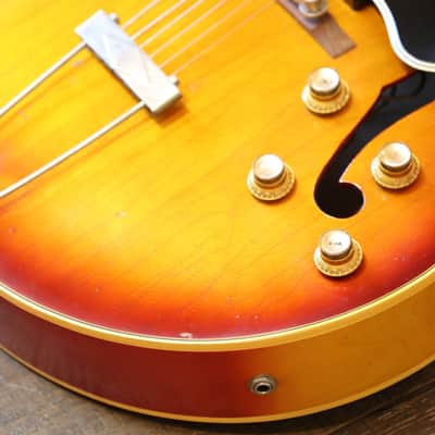 Vintage! 1962 Gibson Barney Kessel Custom Archtop Hollowbody Electric Guitar Cherry Sunburst + OHSC image 5
