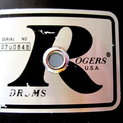 18" x 16" Rogers Floor Tom with Legs, Black Wrap - Vintage 1970s image 10