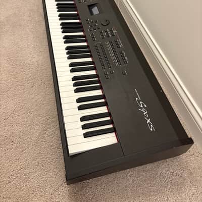Yamaha S90 XS 88-key Master Keyboard 2009 - Present - Black