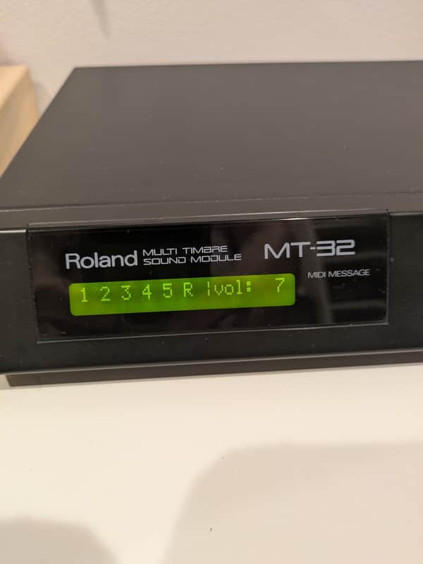 Roland MT-32 Multi-Timbral Synthesizer Module 1987 - 1992 - Black image 1