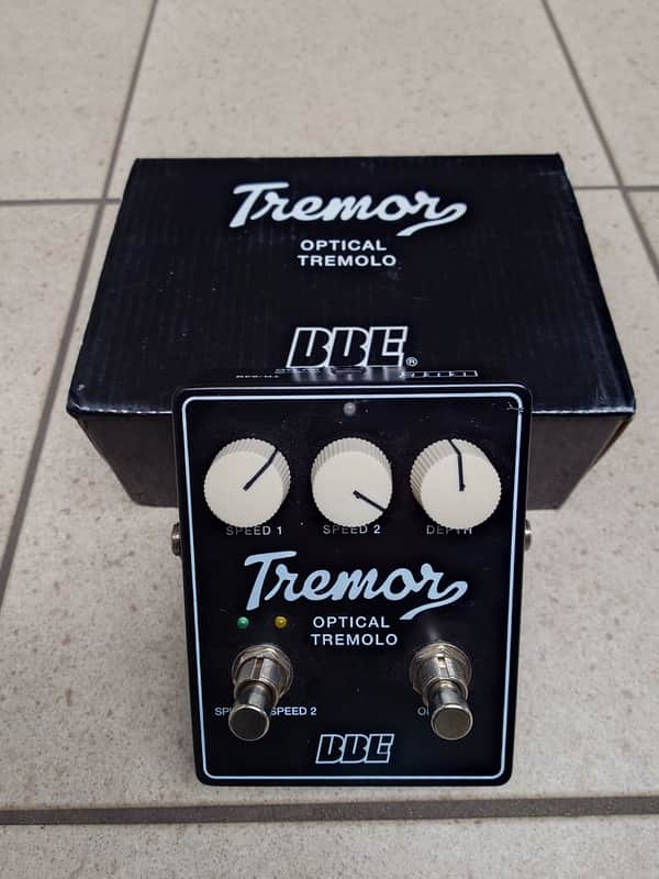 BBE Tremor 2010s - Black image 1