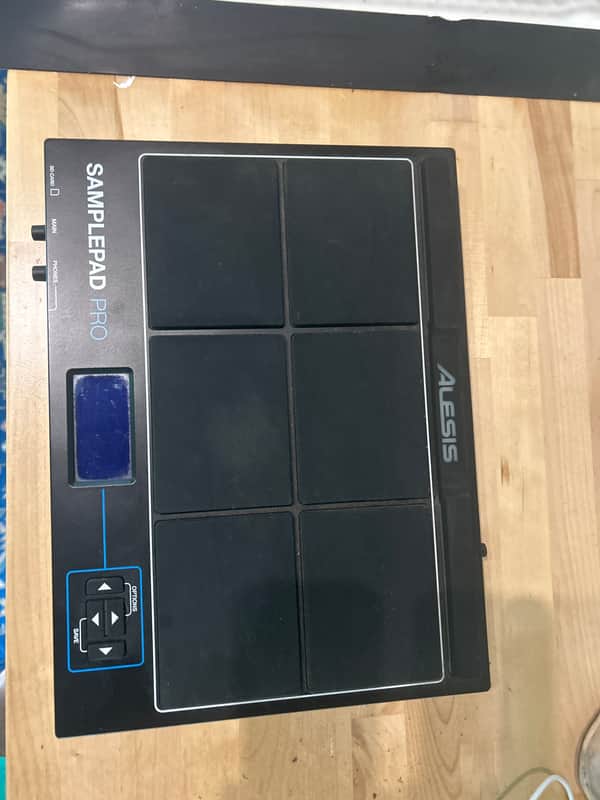 Alesis SamplePad Pro 8-Pad Percussion and Sample-Triggering Instrument 2010s - Black image 1