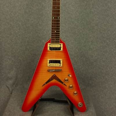 Used Dean V Chicago Flame Electric Guitar with Case image 2