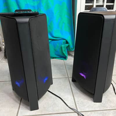 "Two" Samsung MX-T40 300W Sound Tower Wireless Bluetooth Speakers, with remote. image 1