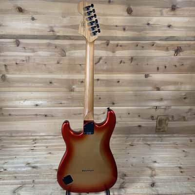 Squier Contemporary Stratocaster Special HT Electric Guitar - Sunset Metallic image 5