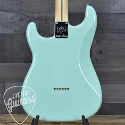 Pre-Owned Fender Tom Delonge Stratocaster - Surf Green with Gigbag image 2