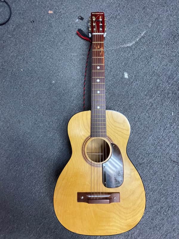 Silvertone S-69-1C  Model No. 319.12079 Made in USA w/Gig bag  - Natural image 1