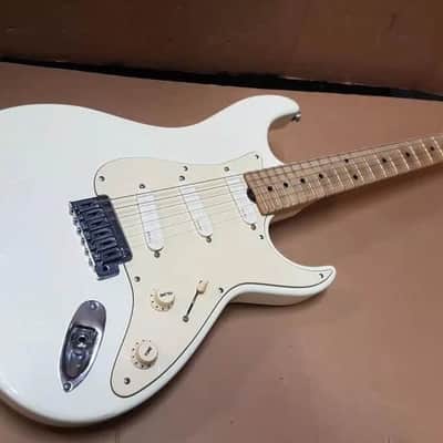 DON GROSH RETRO CLASSIC - CLAPTON STYLE V SHAPE NECK - made in USA image 2