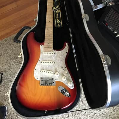 Fender American Deluxe Stratocaster 2006 60th Anniversary Aged Cherry Burst image 1