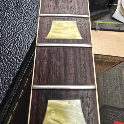 GIBSON *UPDATED* Les Paul Classic—Honey Burst image 9