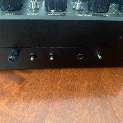 DSM & Humboldt Electronics Simplifier Deluxe Zero-Watt Stereo Guitar Preamp / CabSim / DI 2021 - Black image 7