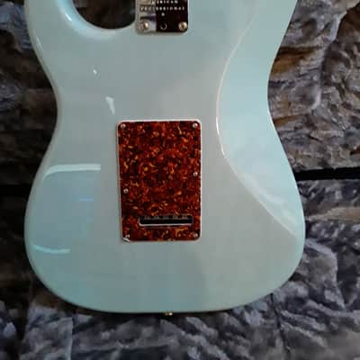 Fender American Professional II Stratocaster Thinline 2024 - Present - Transparent Daphne Blue image 6