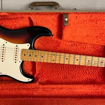 Fender 1958 Stratocaster Relic Time Machine 2011 - Chocolate 3Color Sunburst image 4