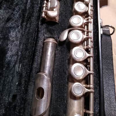 Yamaha YFL-225SII Flute, Japan, with case image 4