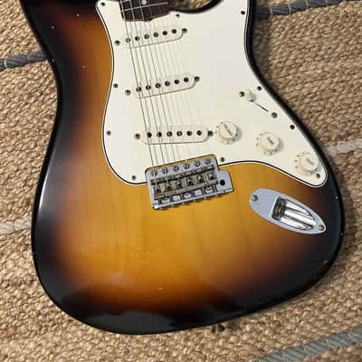 Fender Custom Shop '64 Stratocaster Journeyman Relic 2020 Faded 3-Color Sunburst image 3