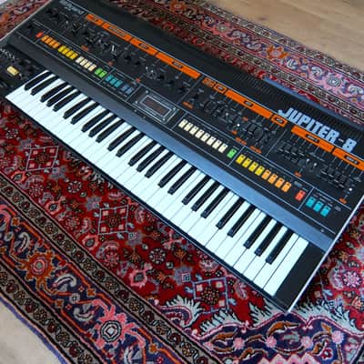 Roland Jupiter 8 image 3