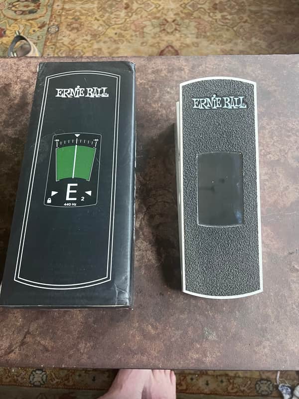Ernie Ball VPJR Tuner