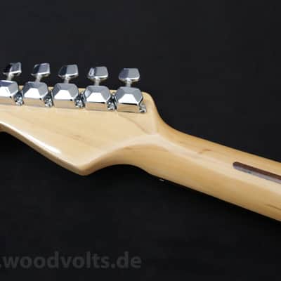 Squier Stratocaster 1992 - Blue image 3
