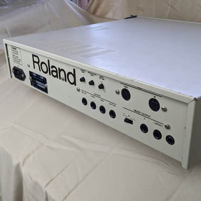 Roland MKS-7 Super Quartet Synthesizer - White image 4