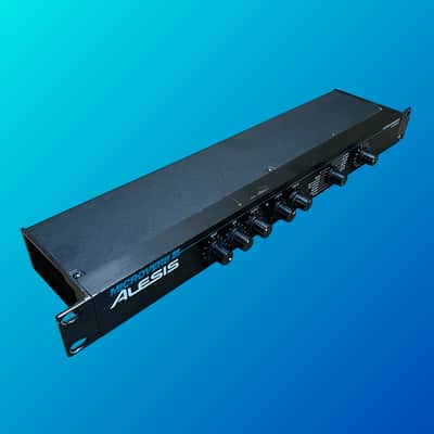 Alesis MicroVerb III 16-Bit Digital Reverb and Delay image 3
