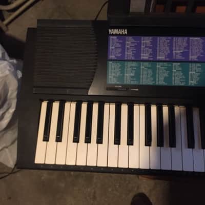 Yamaha  Portatone PSR-185 61-Key (Full-Size Key) Portable Keyboard Black image 4