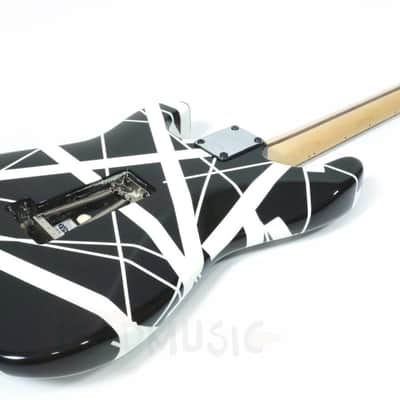 EVH CHARVEL EVH Art Serie Van Halen Played and Signed 2008 - Stage Used image 10