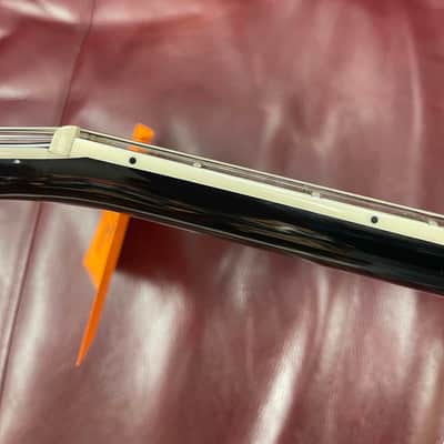 Epiphone Les Paul Custom 2021 - Silverburst image 9