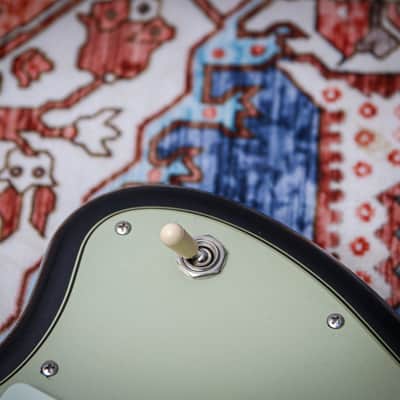 FENDER USA Custom Shop '62 Reissue Jazzmaster Jrny Relic "Swamp Burst" (2025) image 10