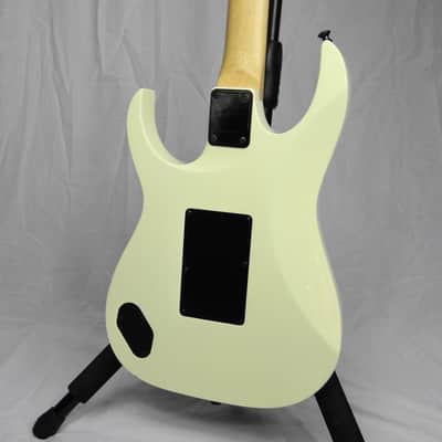 Ibanez RG550 1987 White First Year image 3