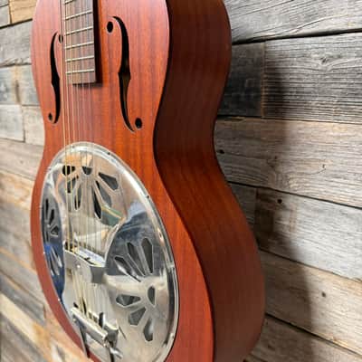 Gretsch G9200 Boxcar Round-Neck Resonator Guitar 2010s - Natural image 3