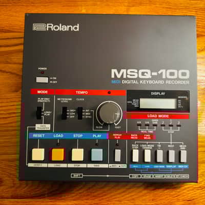 Roland MSQ-100 MIDI Digital Keyboard Recorder 1984 - 1986 - Black