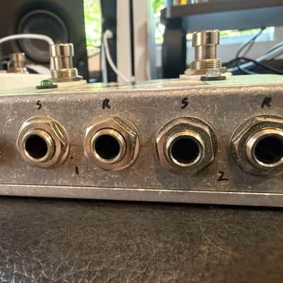 saturnworks AB looper + master bypass image 2