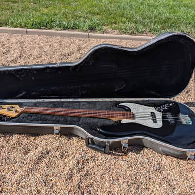 Fender Jazz 2000-2001 - Black image 8
