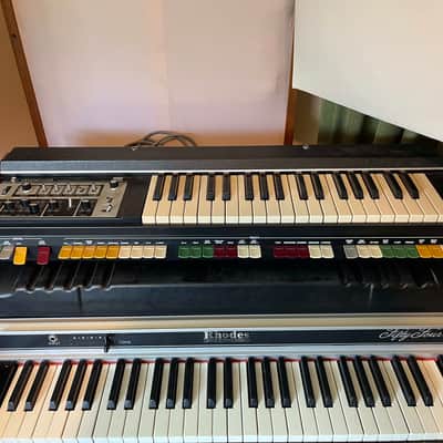 Roland SH-2000 37-Key Synthesizer 1974 - 1979 - Black