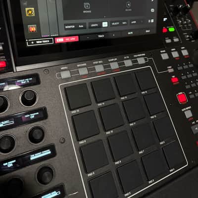 Akai MPC X Standalone Sampler / Sequencer 2017 - Present - Black image 7