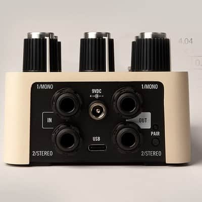 Universal Audio Astra Modulation Machine Pedal 2023 - White image 3