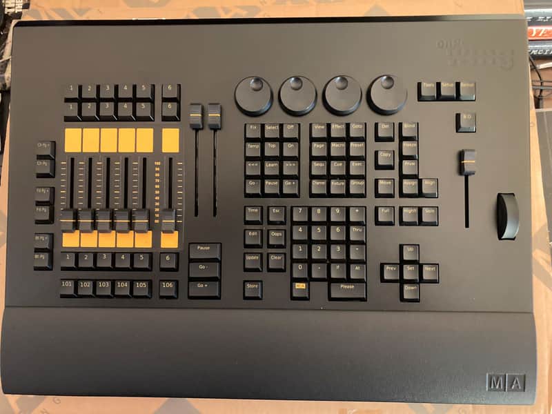 ♬ MA Lighting MA2 onPC Command Wing ♬ image 1