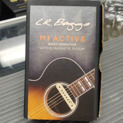 LR Baggs M1 Active White image 1