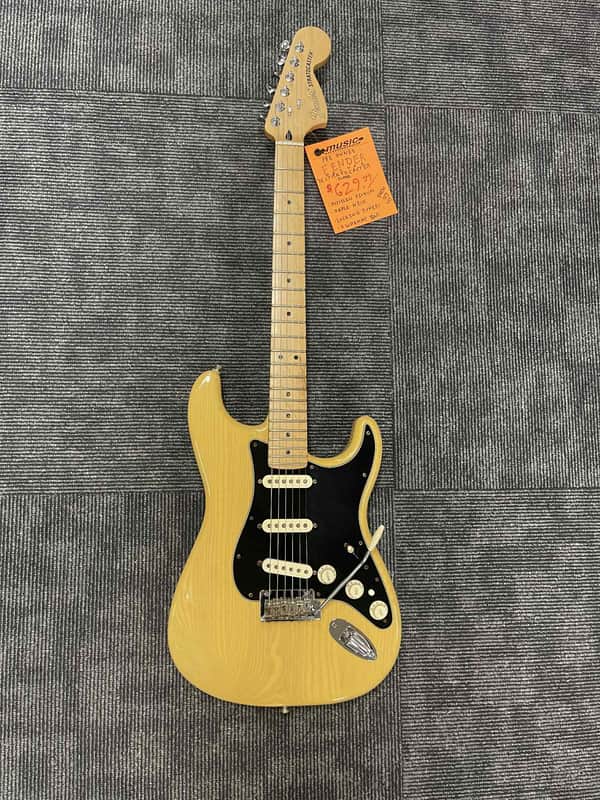Fender Deluxe Players Stratocaster | Reverb