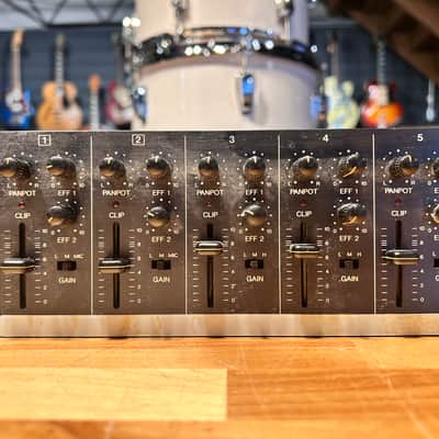 Kawai MX-8BR Eight-channel keyboard mixer image 5