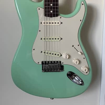Fender American Vintage Reissue '62 Stratocaster 2004 Surf Green image 2