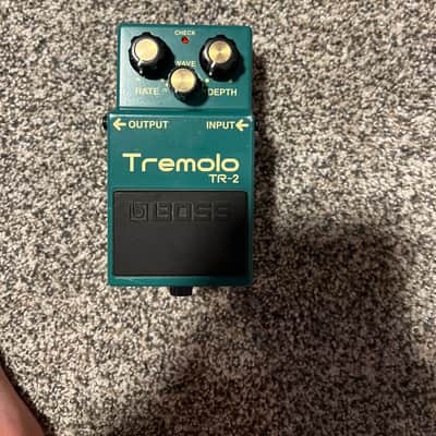 Boss TR-2 Tremolo image 2