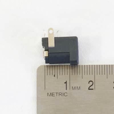 Cliff Electronic Components DC Power Jack FC68148 DC10A (Pkg. of 100) Bild 7