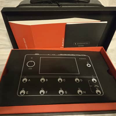 Quad Cortex DSP Neural (Mint Condition) w/ Carrying Case image 2