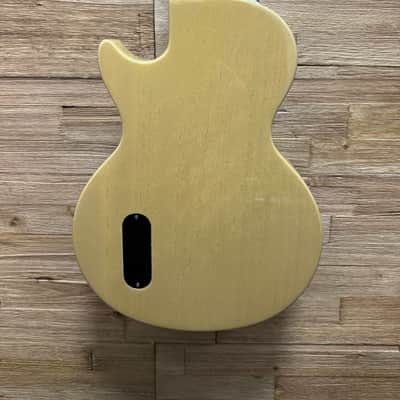 Epiphone Les Paul Junior Guitar w/Rosewood Fretboard  - TV Yellow-w/ gig bag- New! image 16