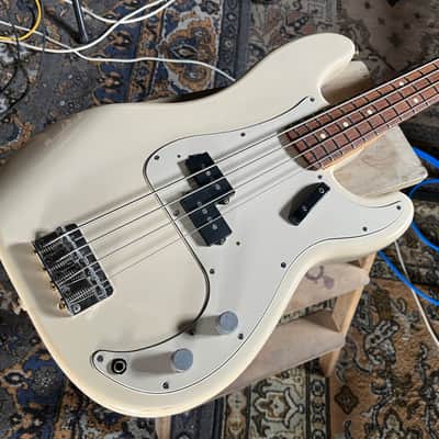 Fender Precision Standard 1993 white Mexico MIM image 1